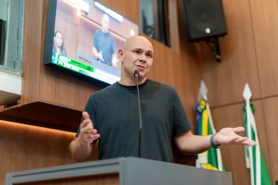 Abílio articula 14º voto para grupo de Paula, afirma Kássio