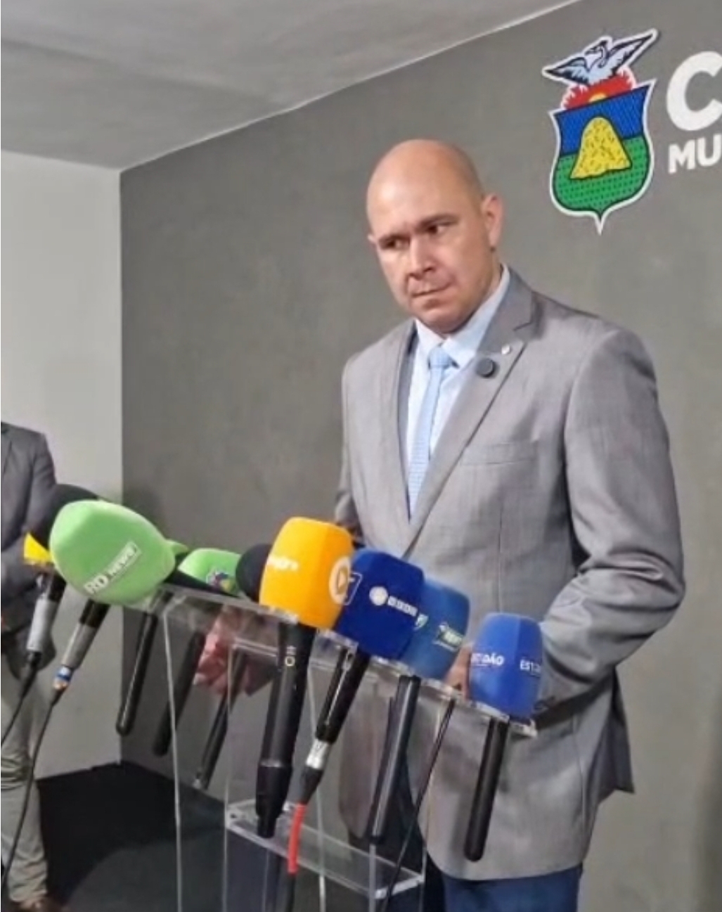 Abílio Brunini detalha cálculo do adicional de insalubridade para profissionais de saúde em Cuiabá
