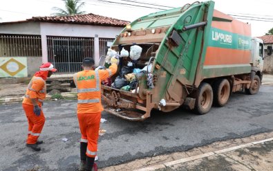 Abílio dá ultimato na Locar e fala em substituição de serviços de coleta de lixo