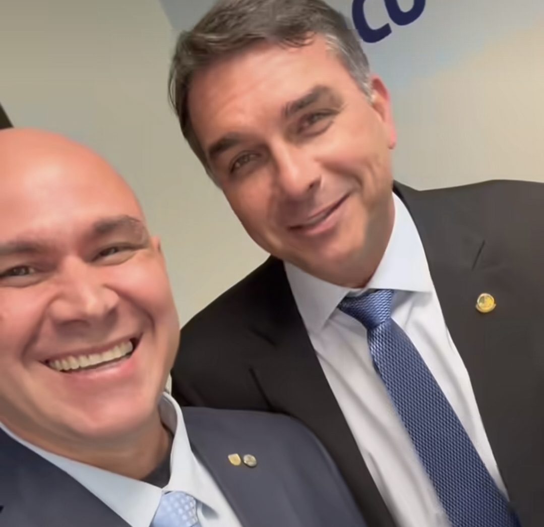 Abilio defende aliança até com MDB para ajudar Flávio Bolsonaro