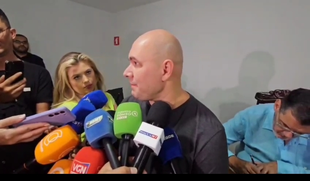 Abílio diz que lance da Santa Casa pode cair ainda mais e ironiza proposta de Emanuelzinho