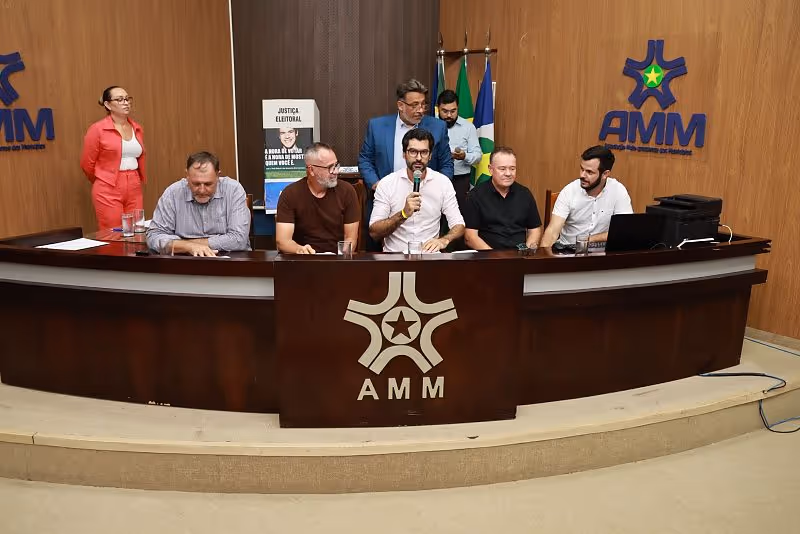 AMM retoma eleição e mais de 111 prefeitos participam de votação complementar