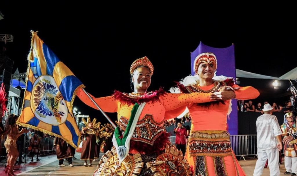Bloco 'Agora Q Q Esse' e Escola de Samba Payaguás vencem Carnaval de Cuiabá de 2026