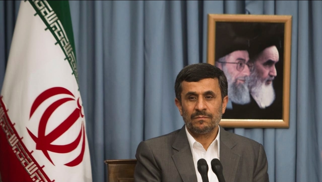 Bombardeio mata Mahmoud Ahmadinejad, ex-presidente do Irã