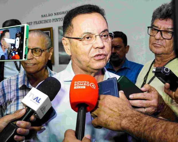 Botelho vê Janaína e Mauro como favoritos ao Senado e chama discurso de Medeiros de “mentiraiada