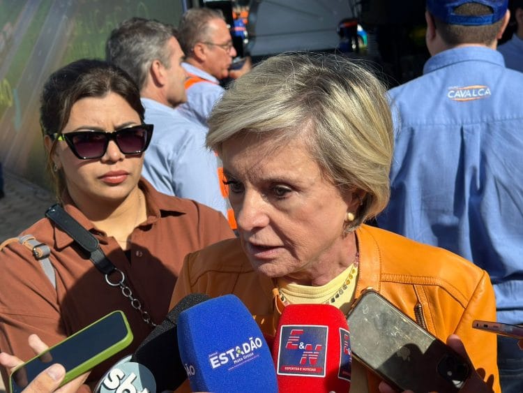 Buzetti rompe com polarização e declara apoio a Tarcísio para 2026: 'Chega de Lula e Bolsonaro'"