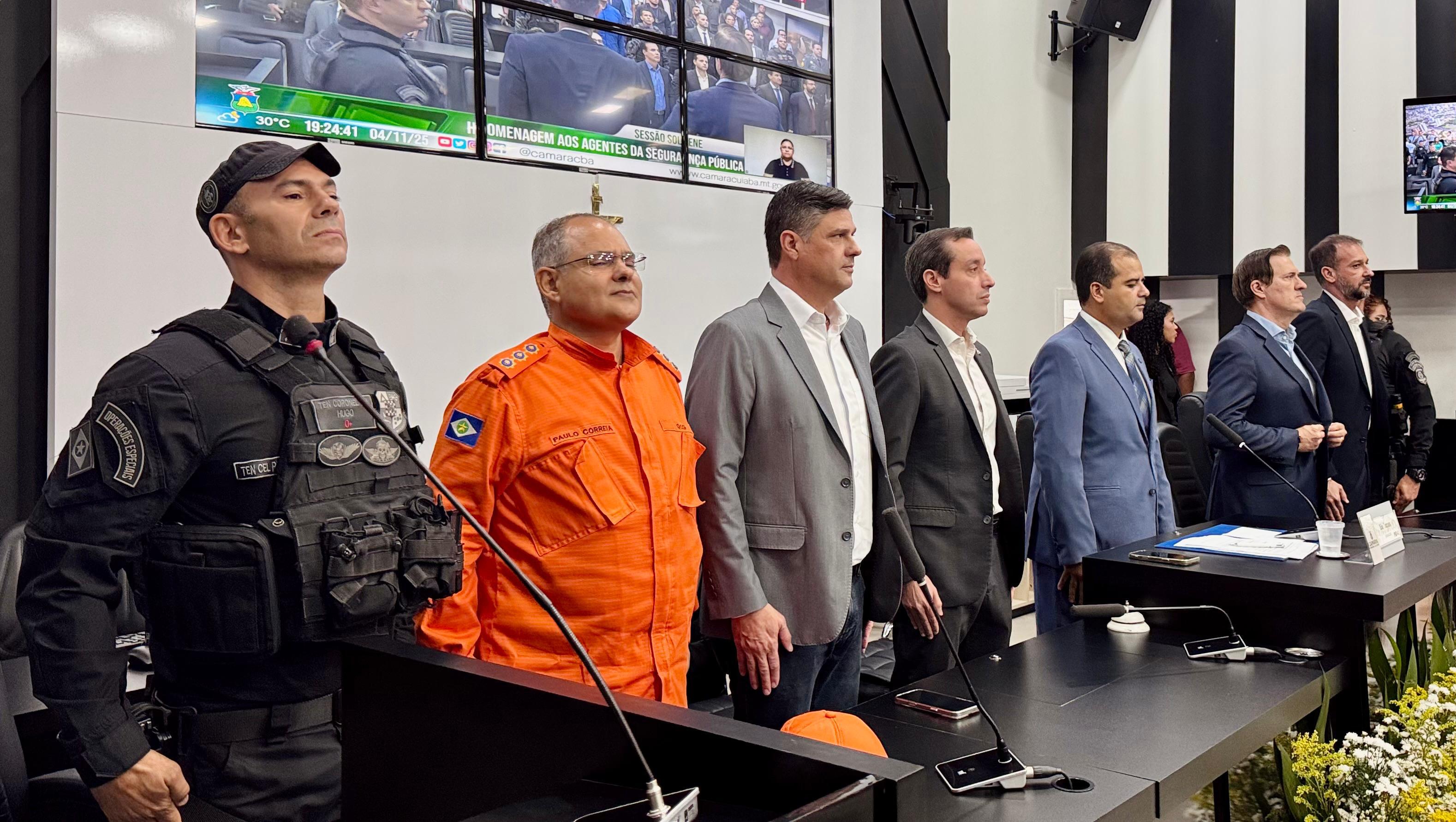 Câmara de Cuiabá homenageia forças de segurança e defende integração entre proteção social e combate ao crime