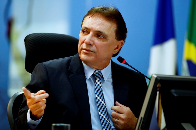 Conselheiro anuncia retorno à política e planeja disputar vaga de deputado federal em 2030