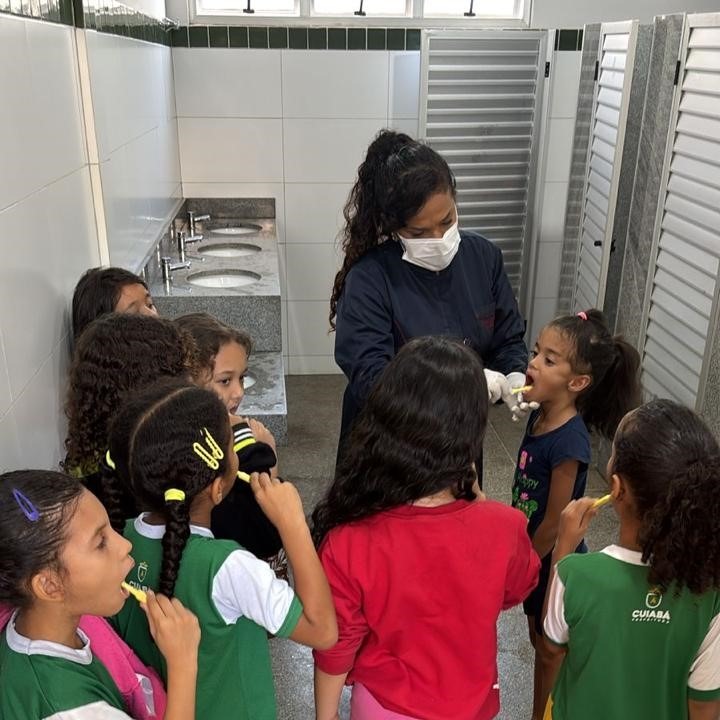 Cuiabá apresenta programa Beabá do Sorriso para ampliar cuidados odontológicos em escolas públicas