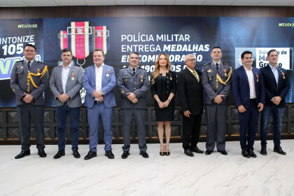 Deputados são homenageados nos 190 anos da Polícia Militar
