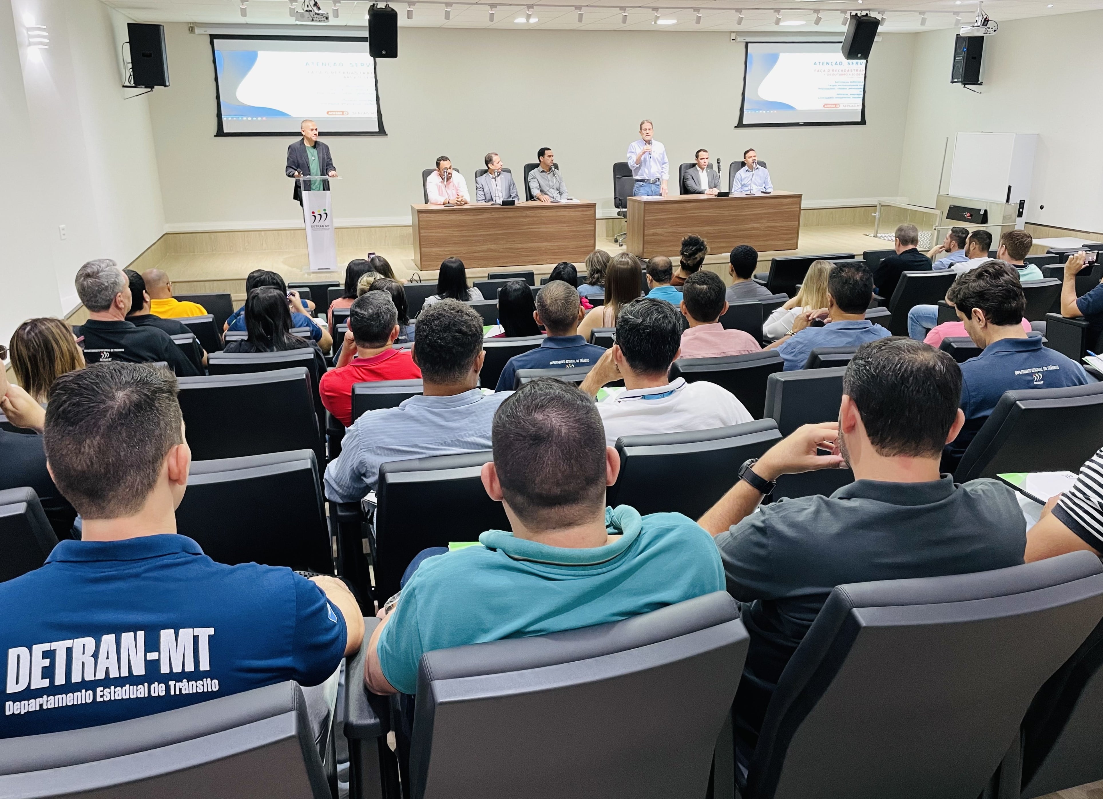 Detran-MT promove encontro com servidores de Ciretrans, Postos e Atendimento