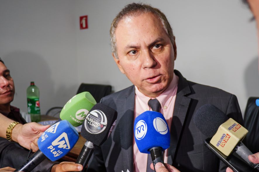 Dilemário diz que Paula Calil não deve alcançar votos necessários para alterar regimento da Câmara