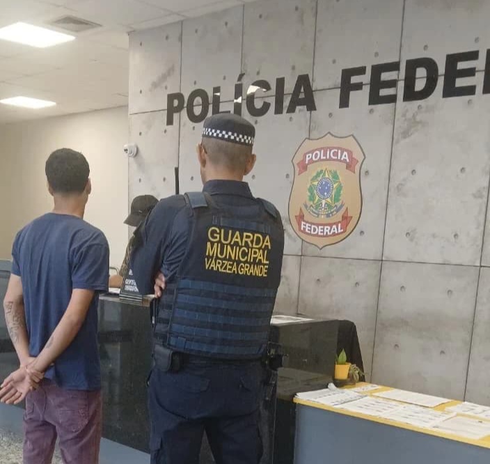Eleitor de 21 anos é preso suspeito de filmar voto em cabine eleitoral em VG