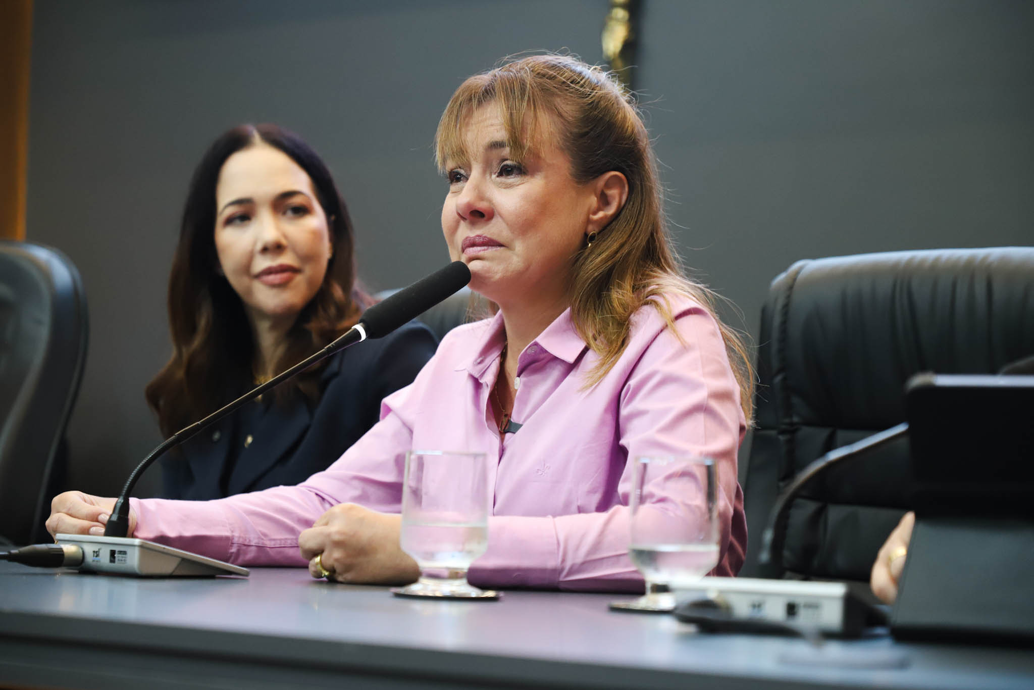 Flávia Moretti desabafa sobre ataques políticos em fórum feminino