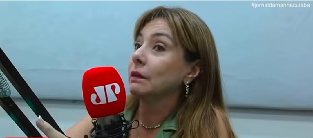 Flávia sobe o tom,  e joga crise do DAE no colo do vice