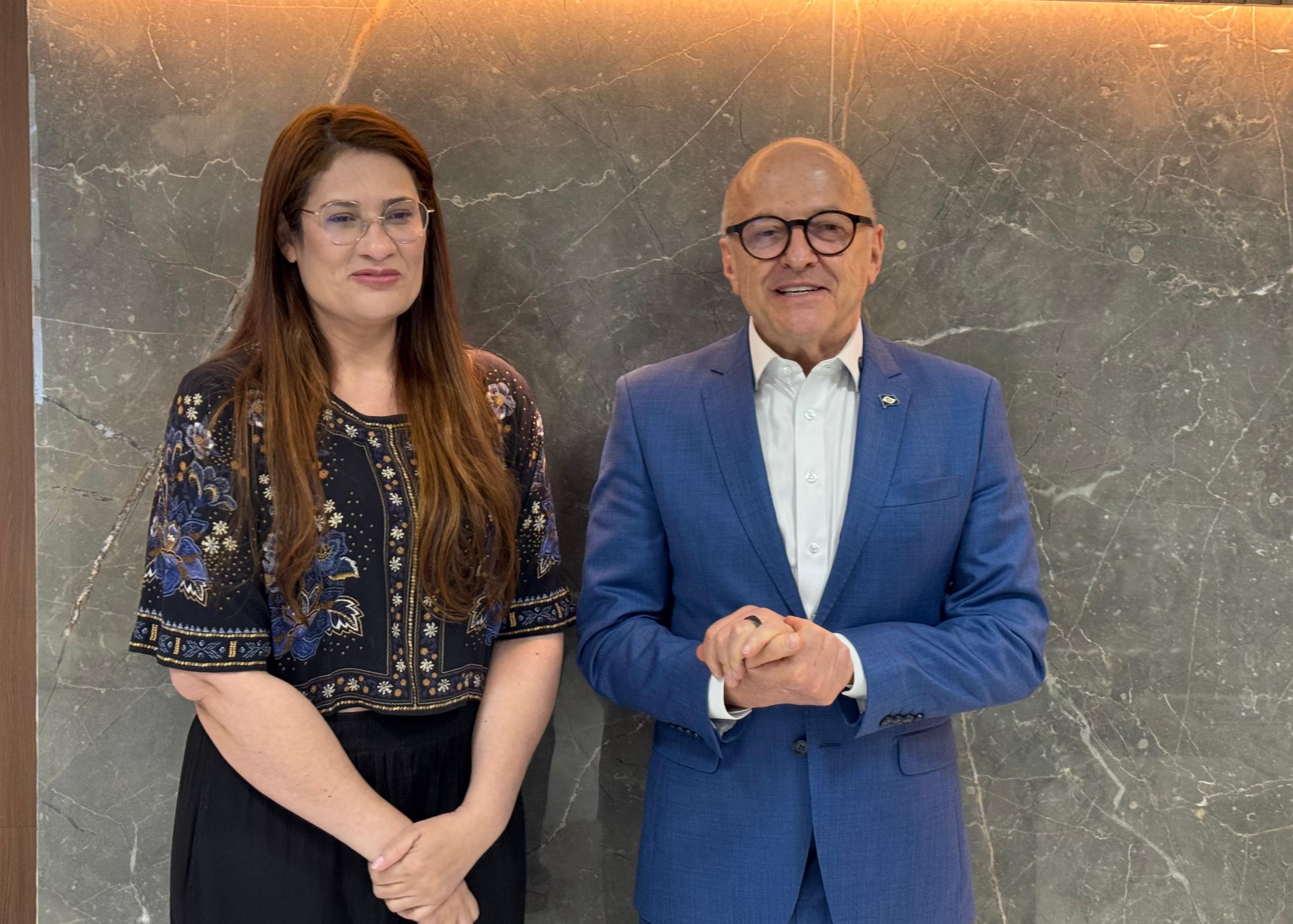 Governador anuncia convocação de mais 370 professores para a rede estadual