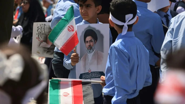 Irã contraria Donald Trump e nega participar de novas negociações com os EUA