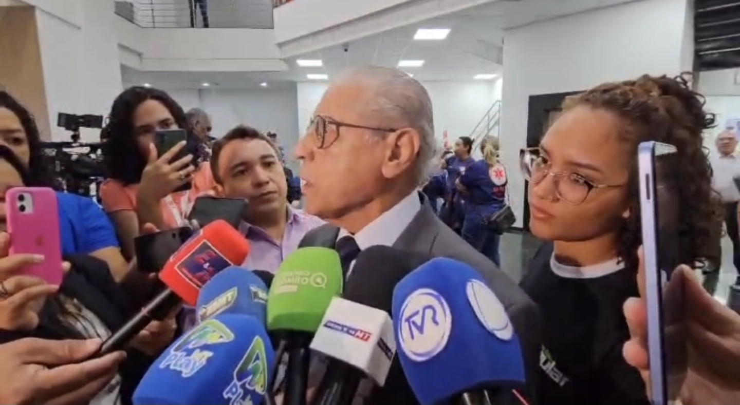 Júlio Campos revela que Mauro pretende lançar Virginia Mendes à deputada