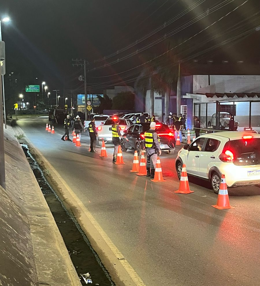 Lei Seca prende 16 motoristas embriagados na madrugada deste domingo (23)