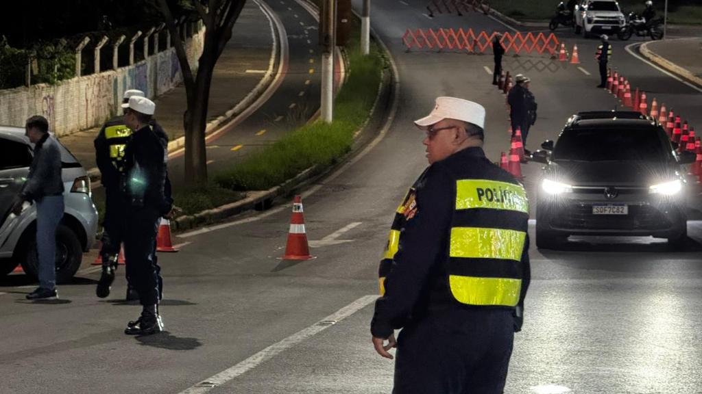 Lei Seca resulta em 9 prisões e remoção de 33 veículos em Várzea Grand