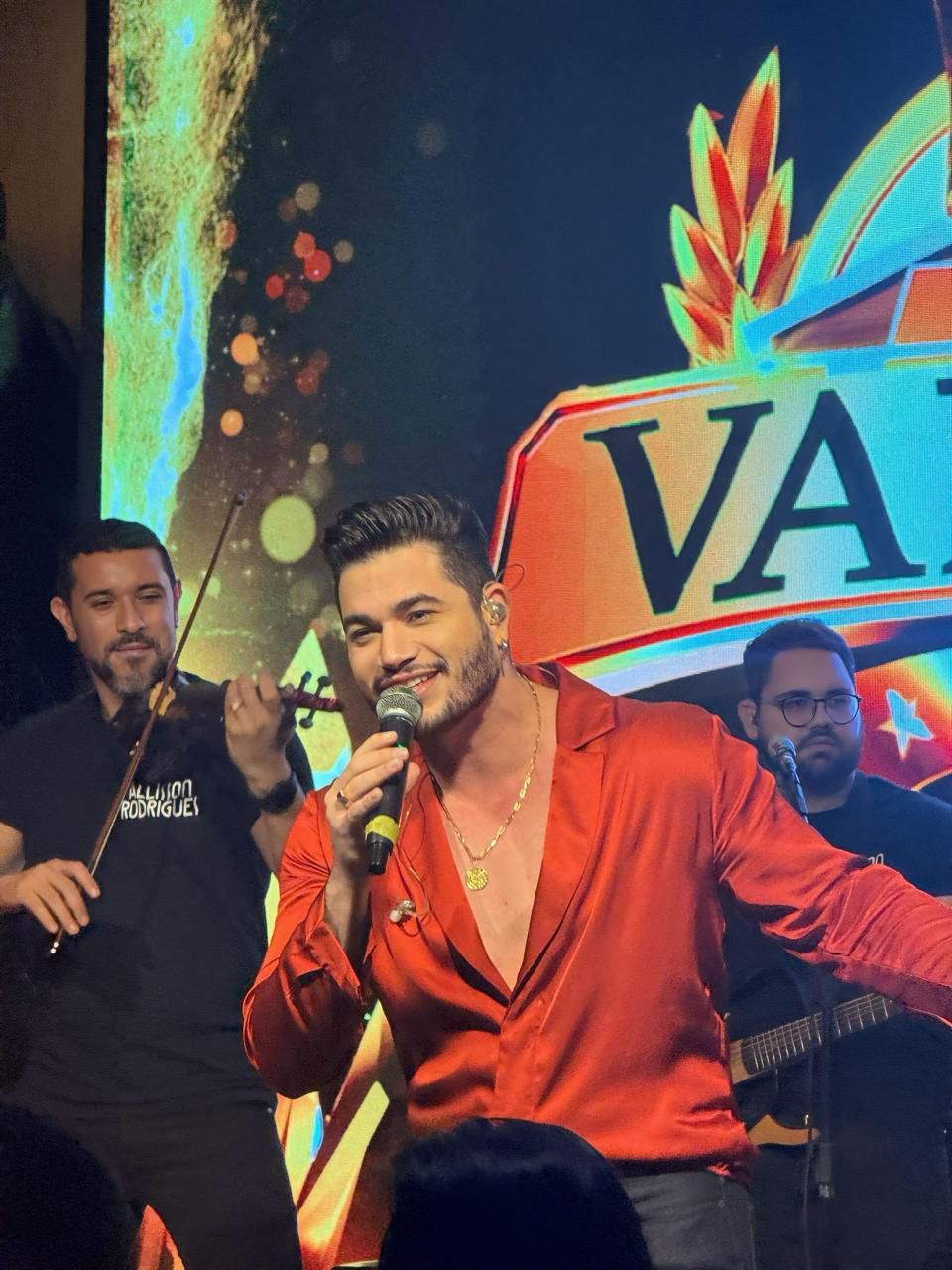 Maior polo têxtil de MT será palco de show sertanejo inédito