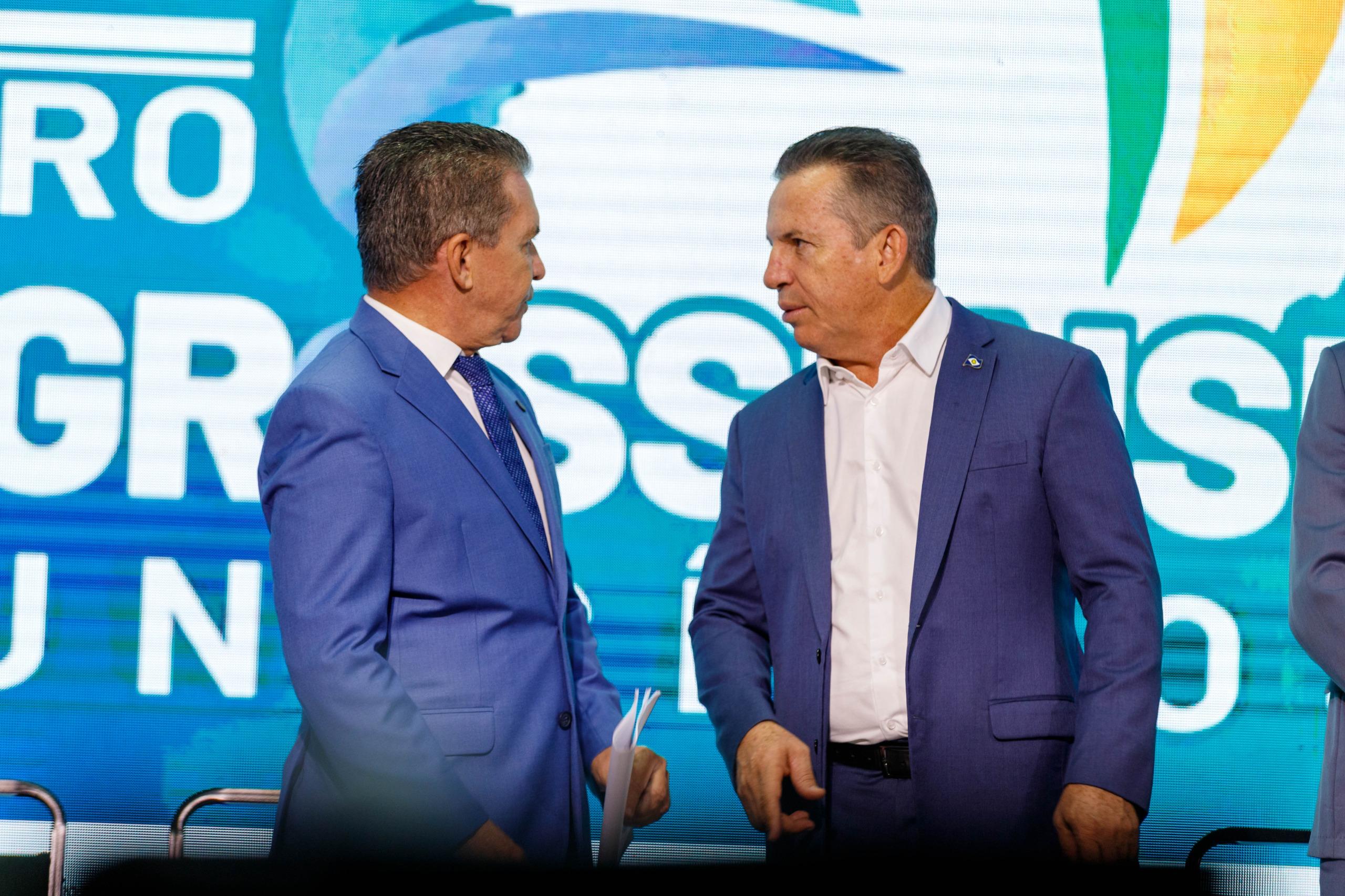 Mauro chama ações de Sérgio Ricardo de “papagaiada” e diz que presidente do TCE extrapola função.
