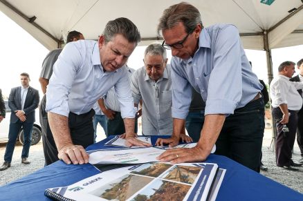 Mauro Mendes cumpre agenda em 8 municípios da região sul