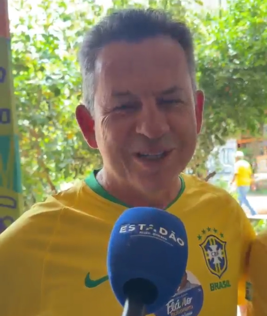 Mauro prevê vitória de Flávio e espera novo momento para o Brasil