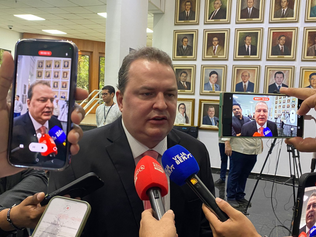 Max Russi defende cumprimento de decisão judicial em caso Bolsonaro