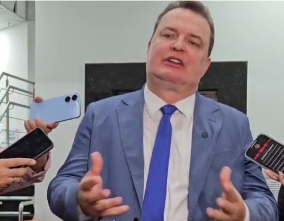 Max Russi diz que convite de Jayme Campos à sua esposa foi apenas sondagem: “Não houve nada formal”