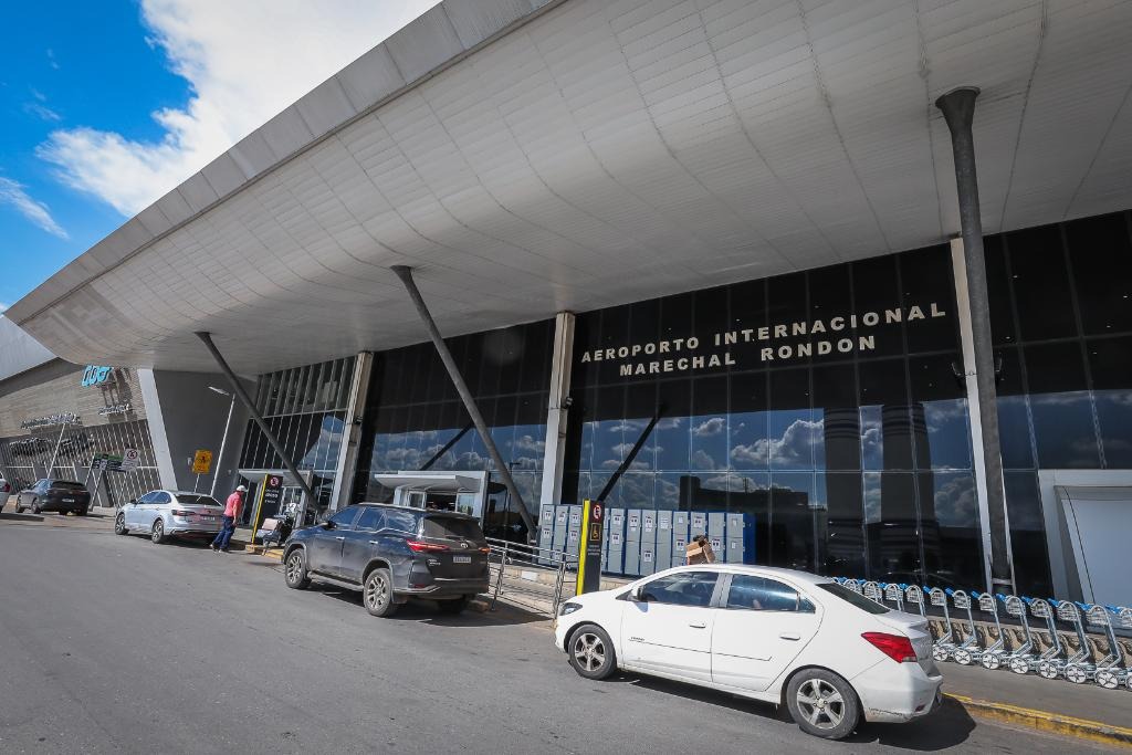 MT cria lei de subvenção para atrair voos internacionais e fixa limite anual de R$ 10 milhões