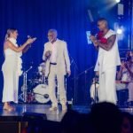 “Chorei de soluçar”, revela Leo Santana sobre homenagem a Gilberto Gil em baile beneficente “Chorei de soluçar”, revela Leo Santana sobre homenagem a Gilberto Gil em baile beneficente