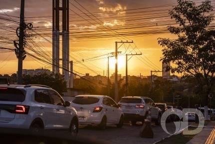 Previsão do tempo para semana de Dia dos Namorados: manhãs frescas e tardes quentes em Mato Grosso
