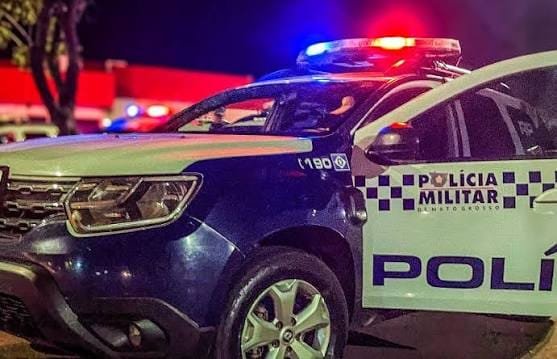 Policial militar é baleado e sofre roubo de veículo e armamento em Cuiabá
