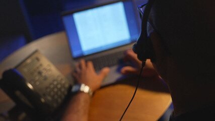 23 mil ligações por segundo: o Fantástico investiga como funcionam os robôs programados para tirar você do sério