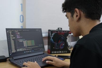 Senac Cuiabá oferece 482 vagas em cursos de IA, tecnologia e inovação digital em julho