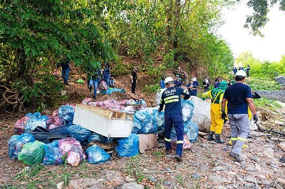 corrego do gamba - mutirão de limpeza