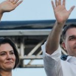 Michelle reage a vídeo de Flávio Bolsonaro e confirma aliança: “Eu te desculpo”