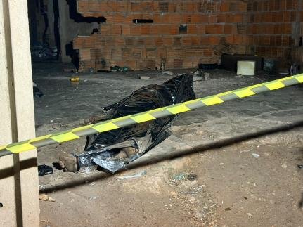 Homem em situação de rua morre após queda de prédio abandonado em Cuiabá