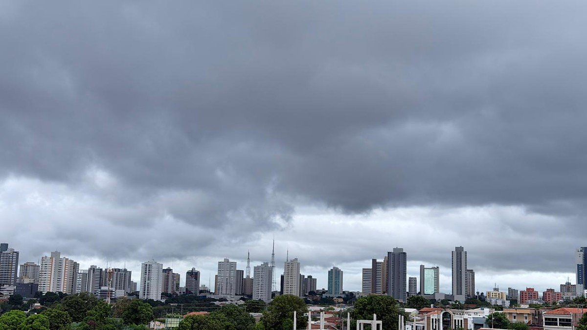 Chuva reduz calor em Cuiabá, mas temperaturas voltam a subir durante a semana