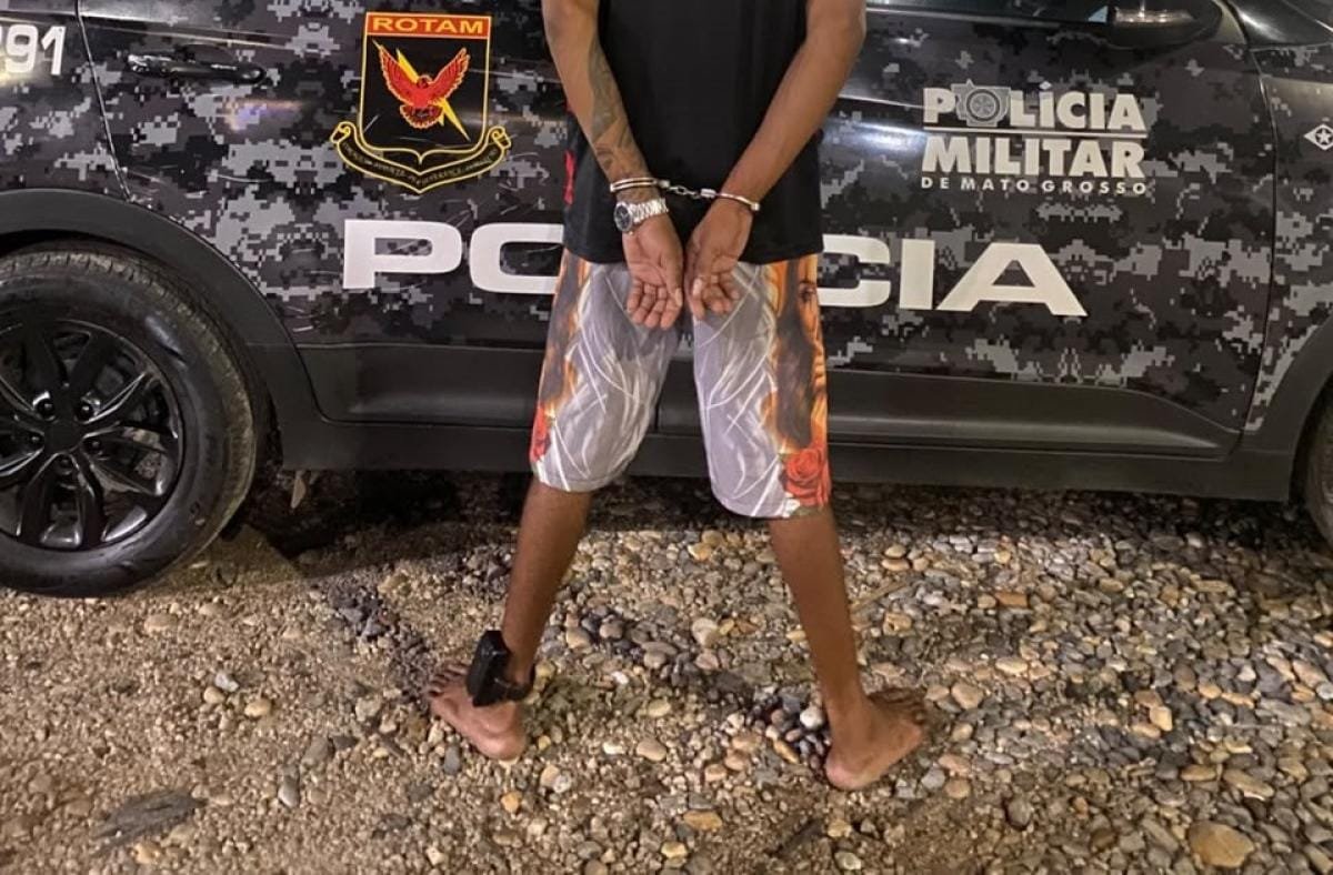 Homem é preso pela Rotam com maconha e quase R$ 5 mil em Cuiabá