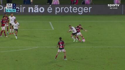 Aos 51 min do 2º tempo - pênalti cometido de Alexsander do Atlético-MG contra o Flamengo