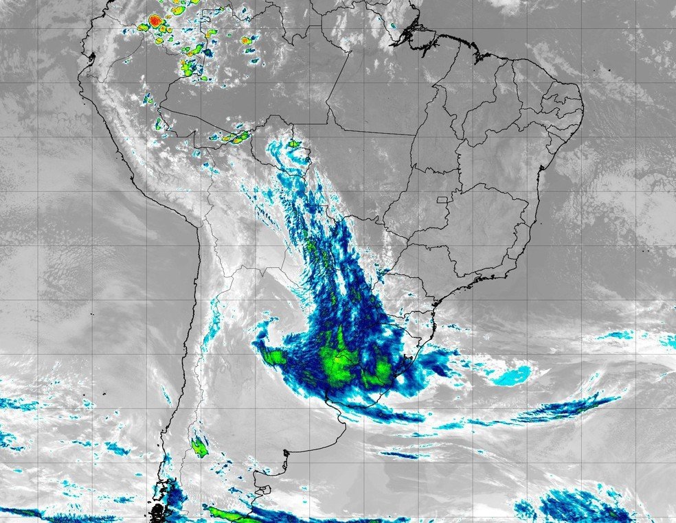 Ciclone extratropical forma-se no Sul do Brasil com chuvas intensas e avanço de ar polar