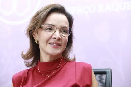 A procuradora especial da Mulher da ALMT, Francielle Brustolin, destaca que a participação da ALMT ocorreu desde os estudos iniciais até a elaboração dos protocolos, manuais, guias, cartilhas e estruturação das capacitações.