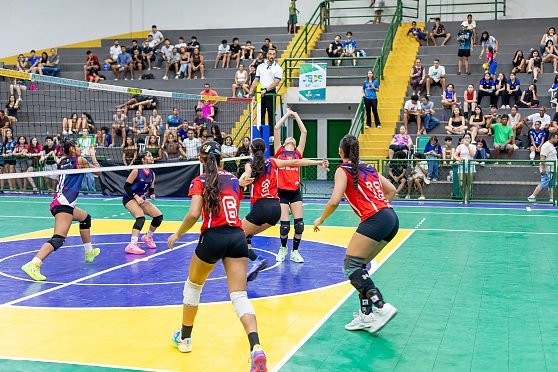Isaac Newton vence Pascoal Moreira Cabral e conquista ouro no vôlei feminino dos JECs 2026