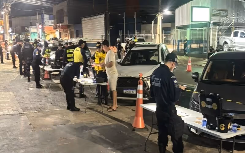 Operação Lei Seca prende 9, remove 36 veículos e multa 43 motoristas em Cuiabá