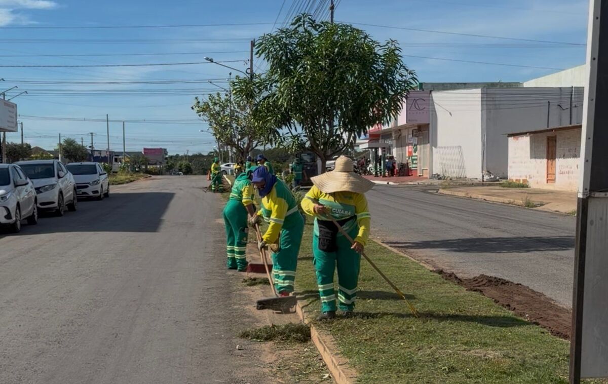 Operação Santa Terezinha reforça limpeza urbana e melhora condições de vida