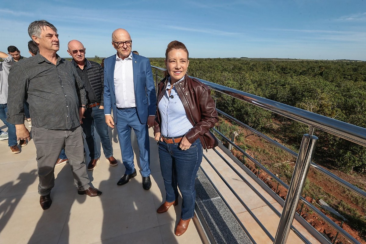 Pivetta e Flávia acompanham fase final das obras do Parque Tecnológico em VG