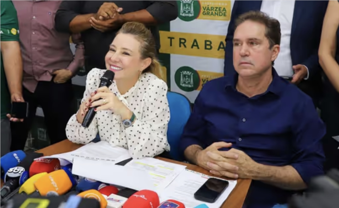 Prefeita Flávia rebate Kalil e exibe documentos para comprovar dívida de R$ 144 milhões