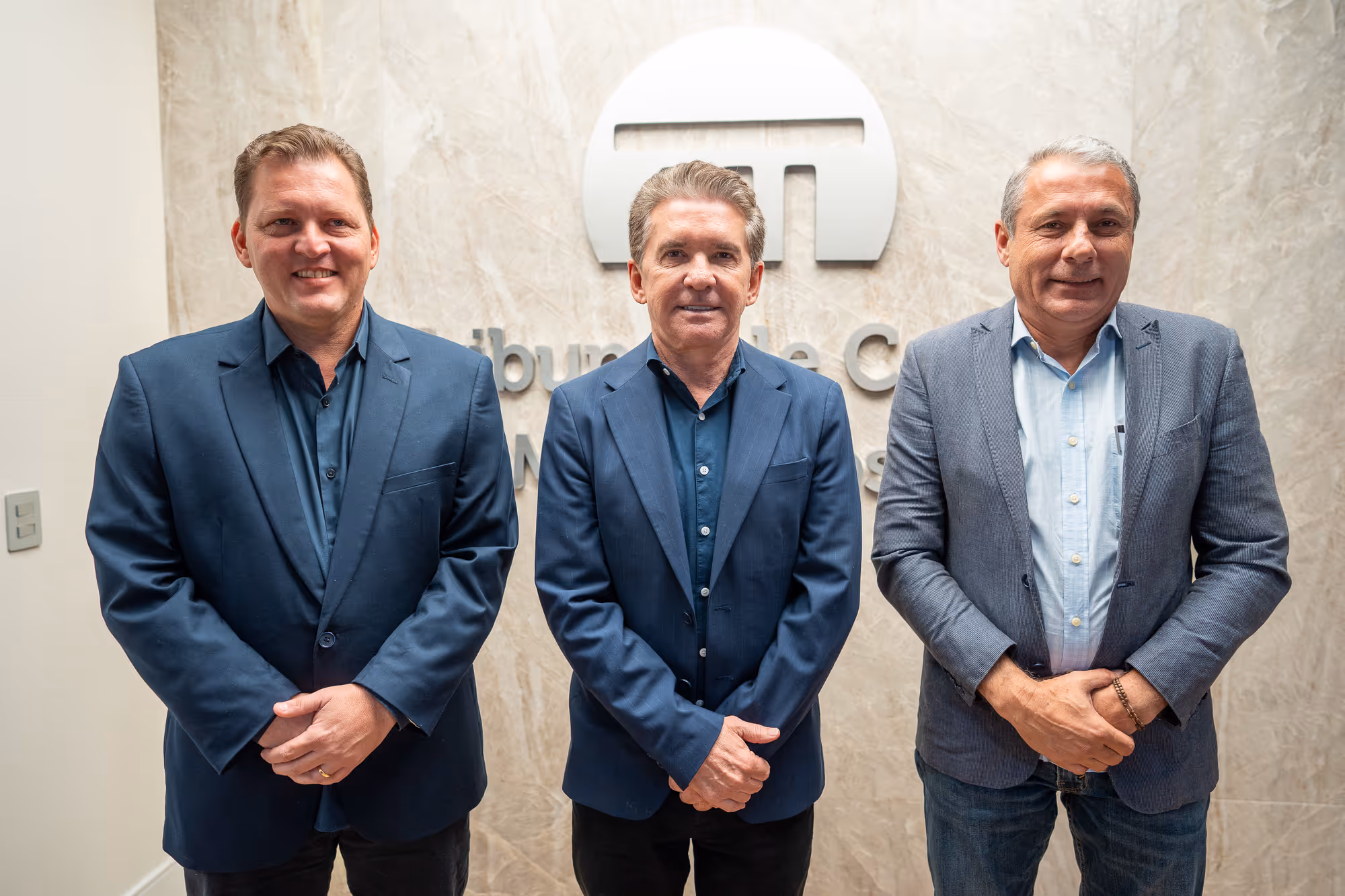 Presidente do TCE defende união entre prefeitos para assegurar direitos dos servidores municipais